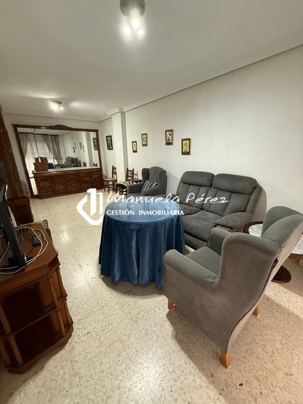 Alquiler de apartamento en Avenida de Alemania. Cáceres 3