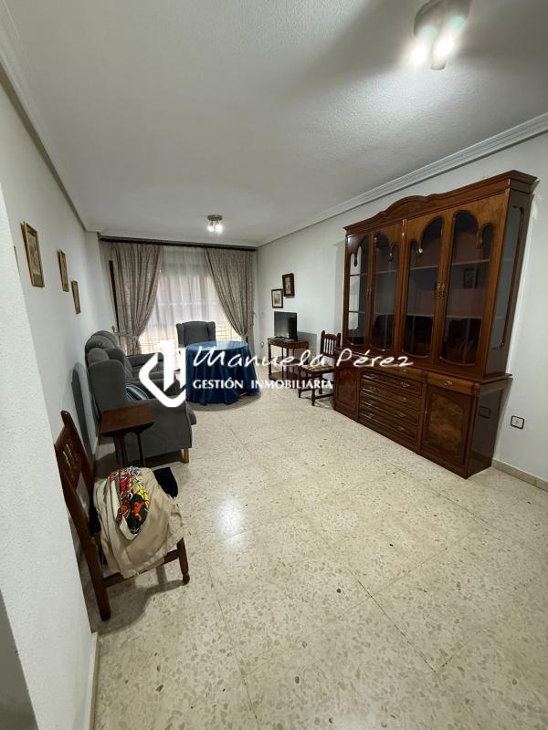 Alquiler de apartamento en Avenida de Alemania. Cáceres 2
