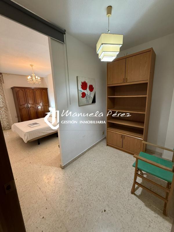Alquiler de apartamento en Avenida de Alemania. Cáceres 13
