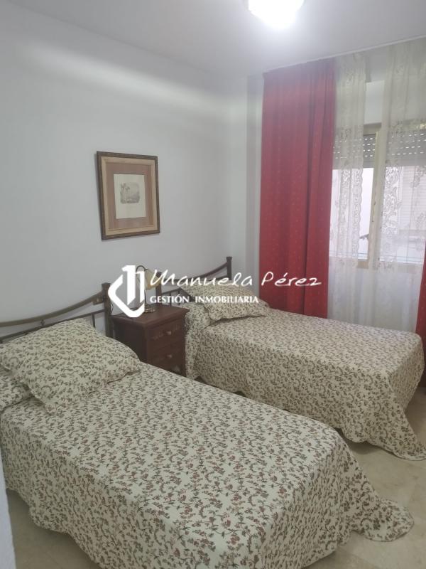 Alquiler de Apartamento en Avenida de la Montaña, (Zona Centro). Cáceres 16