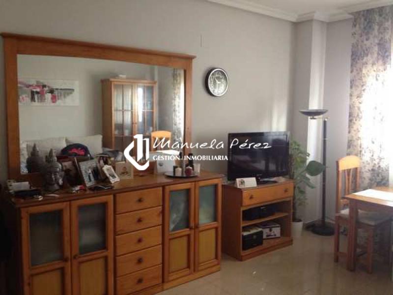 Alquiler de Apartamento en calle Comandante Joaquin González, Cáceres 3