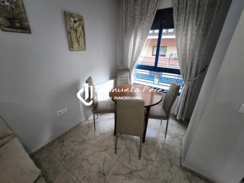 Alquiler de Apartamento en Calle Diego María Crehuet, Cáceres 3