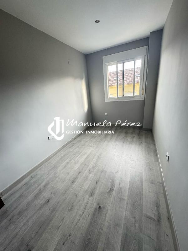 Alquiler de apartamento en San Blas. Cáceres 15