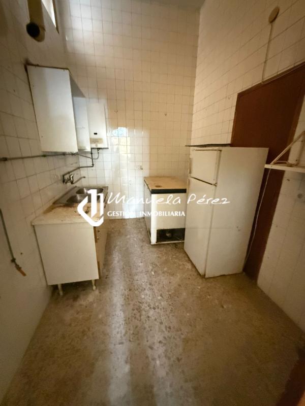 Alquiler de local en Calle Alfonso IX (centro). Cáceres 7