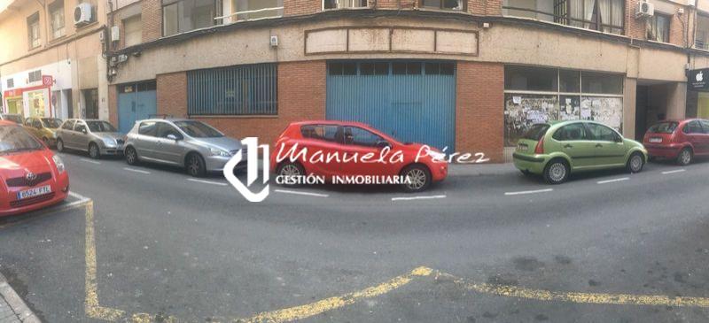 Alquiler de Local en Calle Arturo aranguren, Cáceres 1