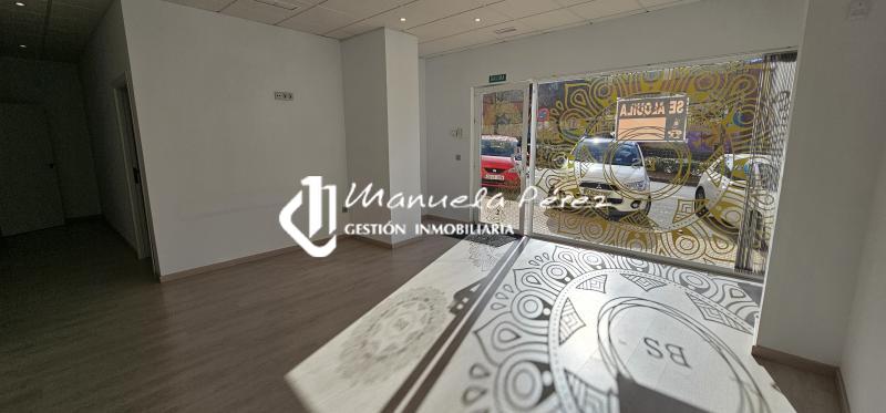 Alquiler de local en Calle Londres. Cáceres 3