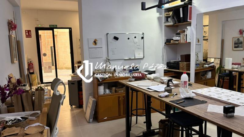 Alquiler de local en Calle Roso de Luna, Cáceres 5