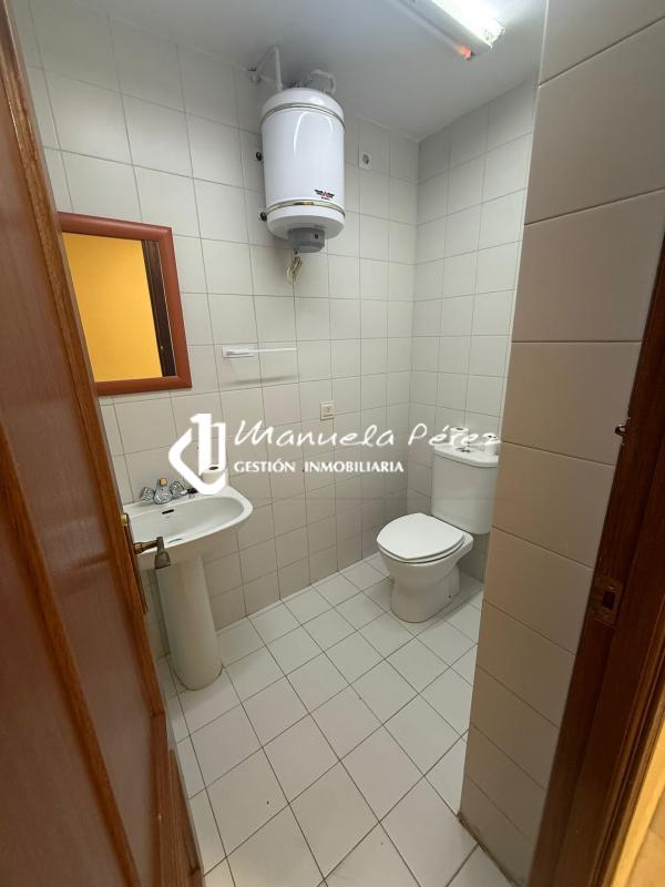 Alquiler de oficina en Avenida Virgen de la Montaña. Cáceres 3