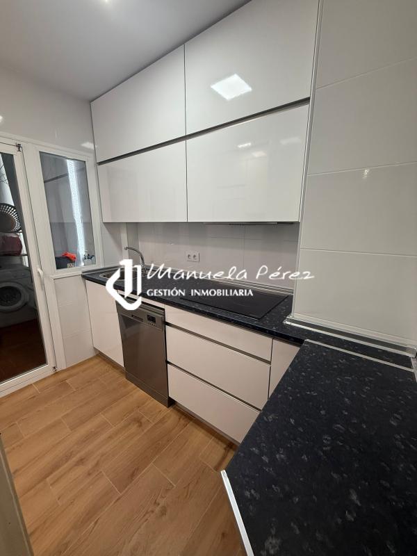 Alquiler de piso en Alfonso IX (Zona Centro) Cáceres 2