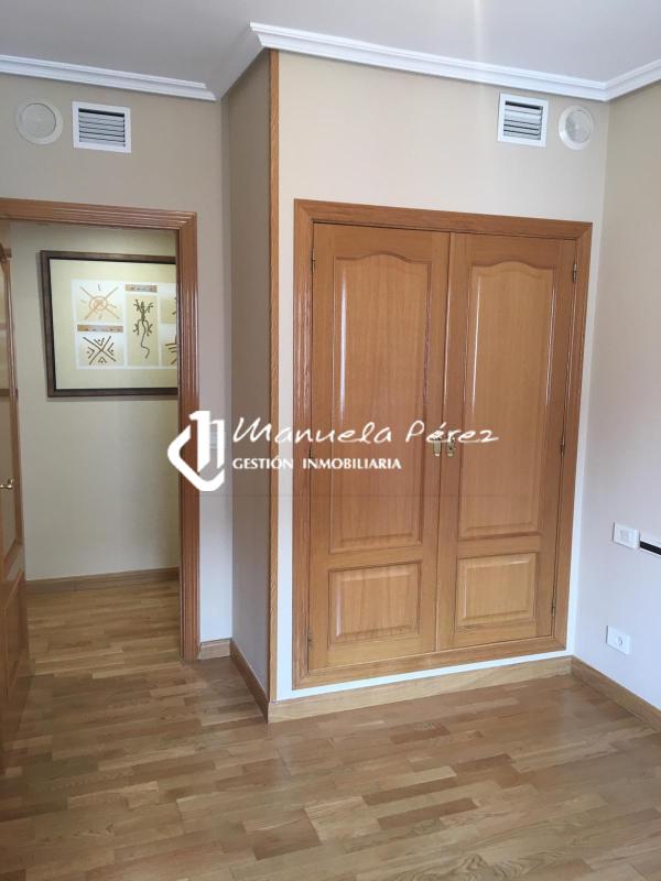 Alquiler de piso en Antonio Hurtado. Cáceres 17