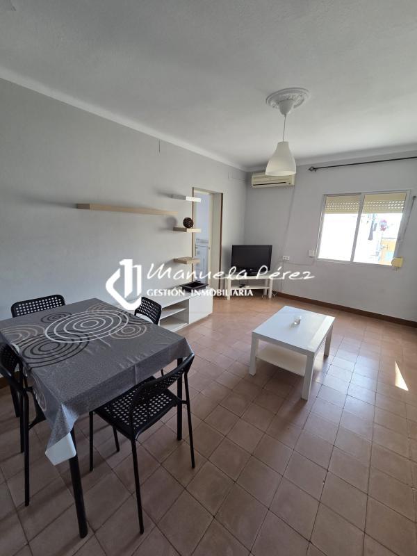 Alquiler de piso en Avenida de Cervantes. Cáceres 2