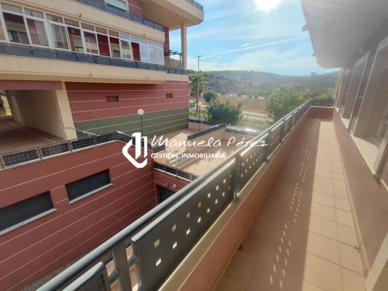 Alquiler de Piso en Calle Las Avutardas, Zona Montesol Cáceres 8