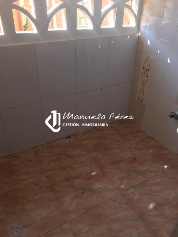 Alquiler de piso en Doctor Marañón. Cáceres 5
