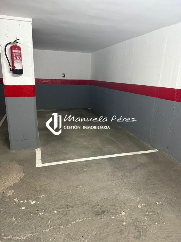 alquiler de plaza de garaje en Calle Argentina. Cáceres