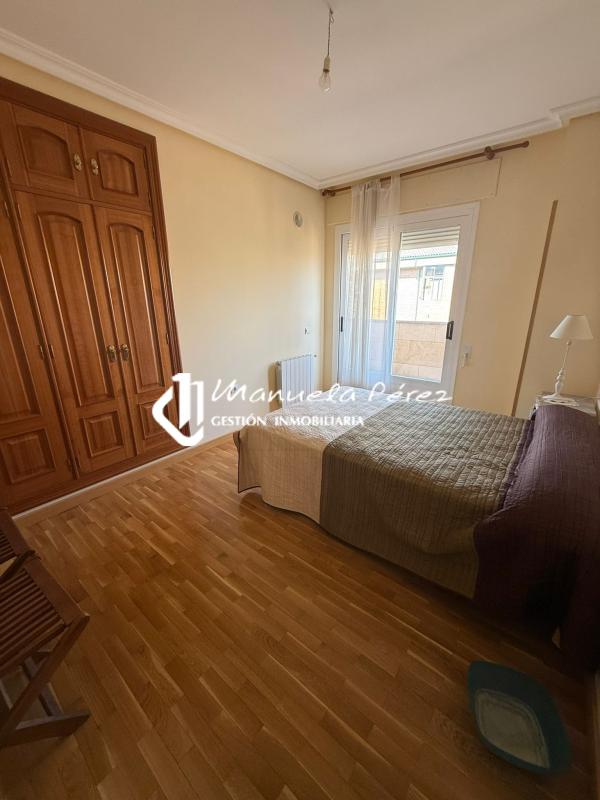 Alquiler de vivienda en  Calle Alfonso Díaz de Bustamante. R-66, Cáceres 14