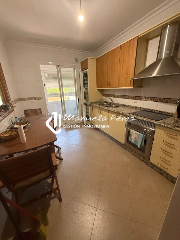 Alquiler de vivienda en  Calle Alfonso Díaz de Bustamante. R-66, Cáceres 5