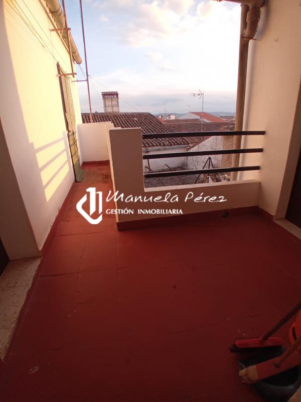 Alquiler de vivienda en  Calle Cortes Malpartida de Cáceres 2