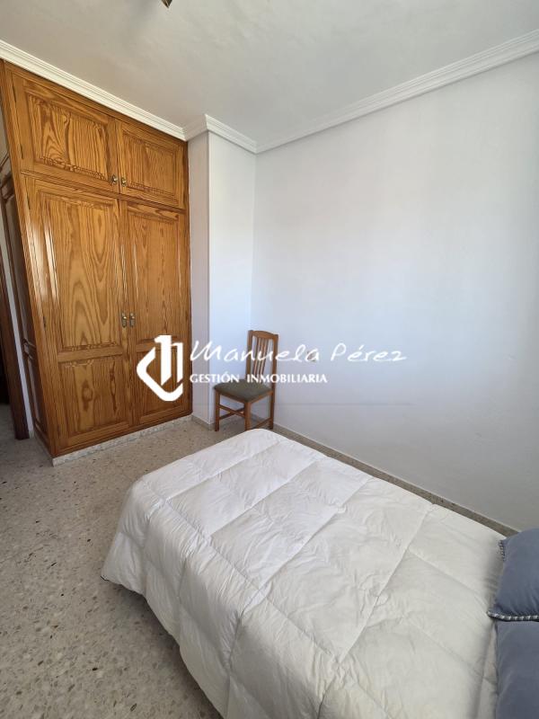 Alquiler piso de estudiantes en Calle Miguel Serrano (Cáceres) 21