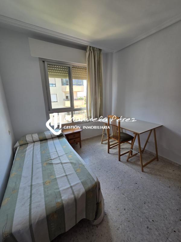 Alquiler piso de estudiantes en Calle Miguel Serrano (Cáceres) 15
