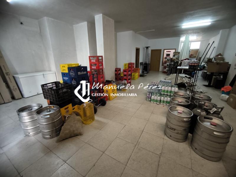 Traspaso por jubilación de negocio en Calle Amberes, Cáceres 6
