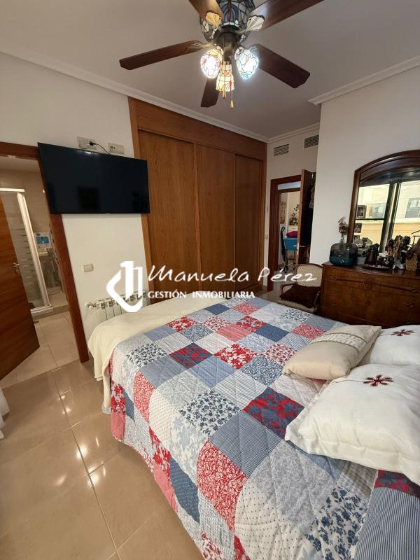 Venta de Adosado en Casa Plata. Cáceres 27