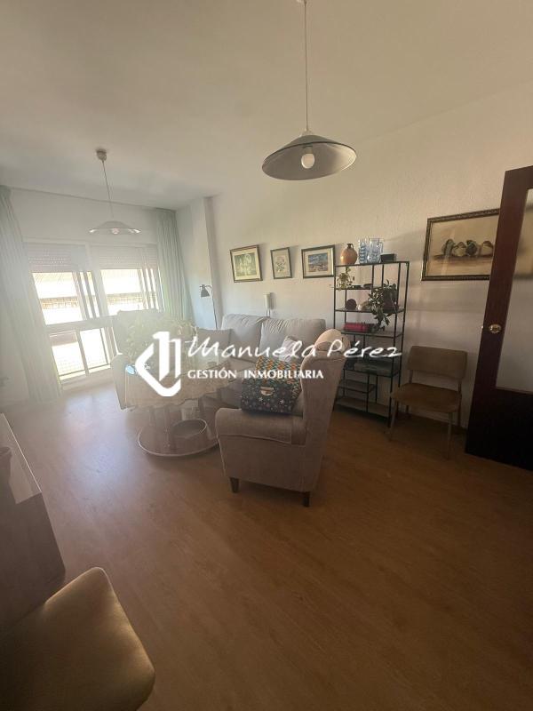 Venta de apartamento en Calle Jesús Asunción. Cáceres 12