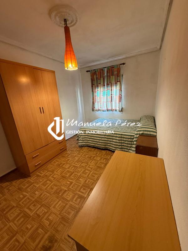 Venta de apartamento en Calle Miralrío. Cáceres 10