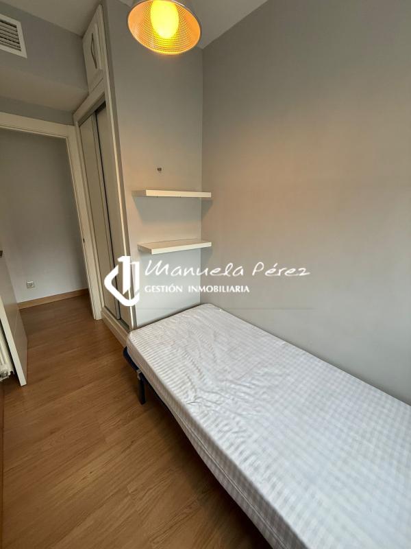 Venta de apartamento en Calle Periodista Dionisio Acedo. Cáceres 11