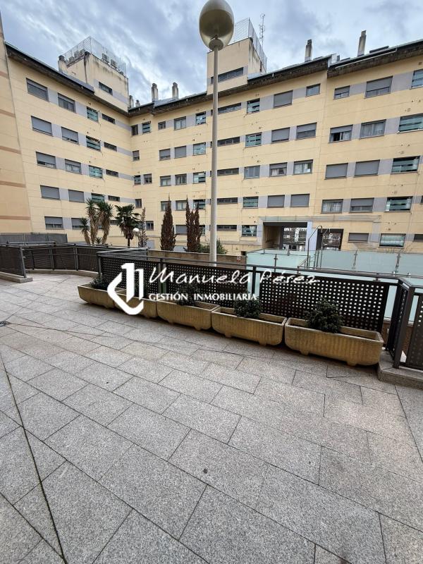 Venta de apartamento en Calle Periodista Dionisio Acedo. Cáceres 17