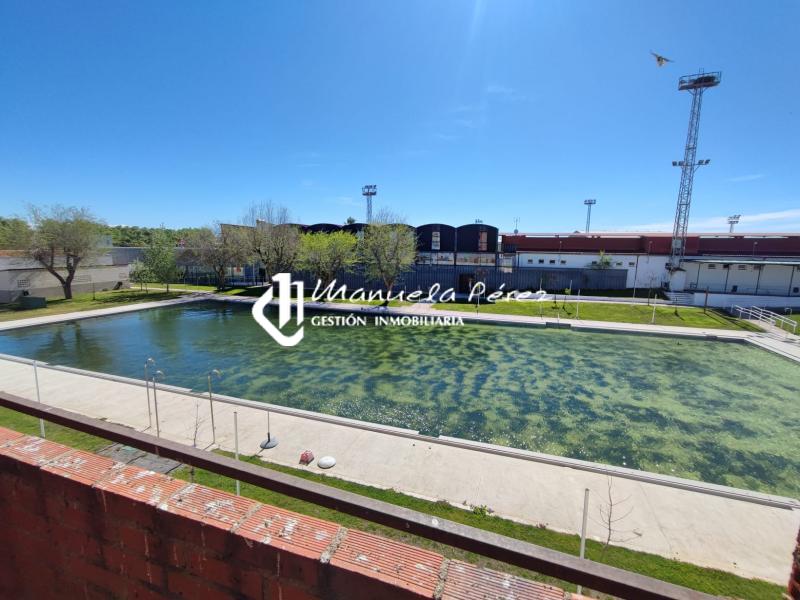 Venta de bloque de pisos en estructura en Arroyo de la Luz 5