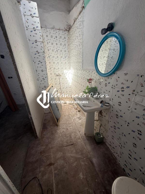 Venta de Casa en Calle Juan Carlos I. Arroyo de la Luz 23