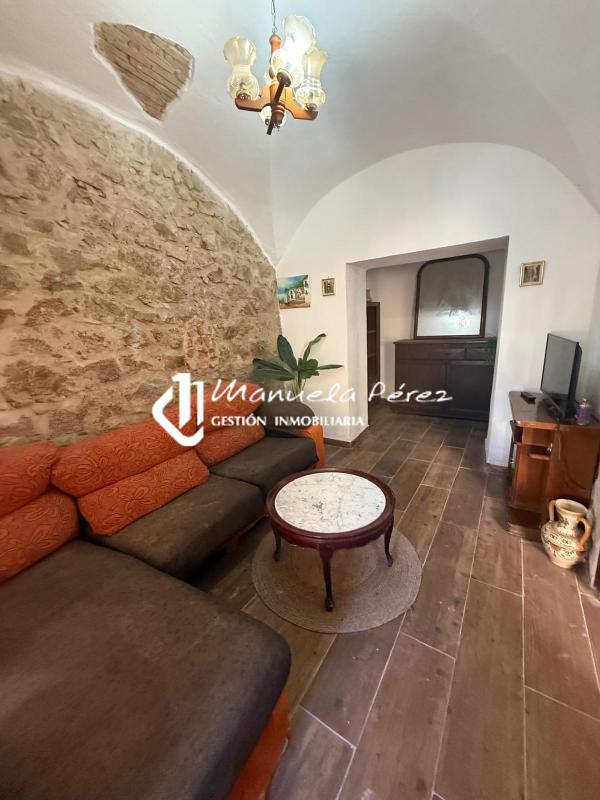 Venta de Casa en Calle Juan Carlos I. Arroyo de la Luz 5