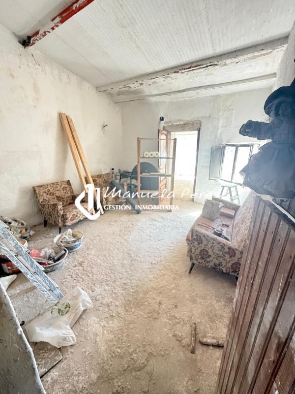 Venta de Casa en Calle Juan Carlos I. Arroyo de la Luz 26