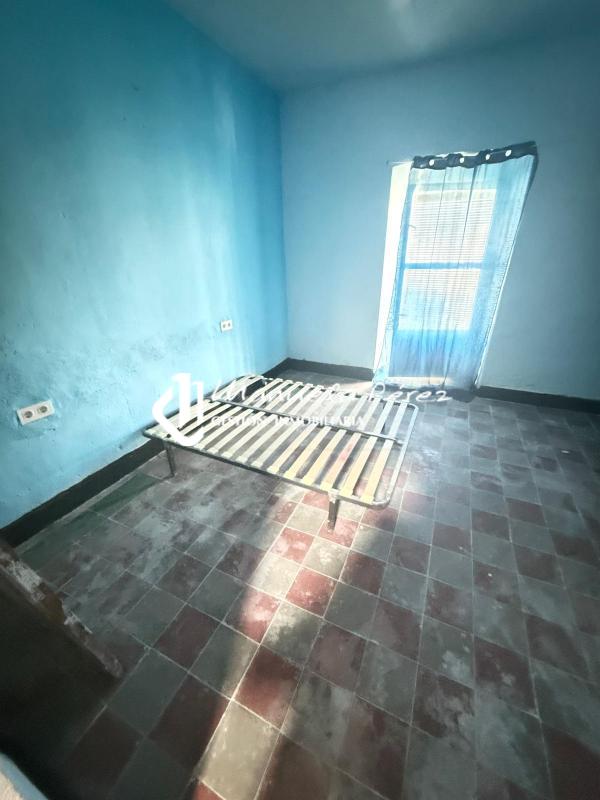 Venta de Casa en Calle Juan Carlos I. Arroyo de la Luz 24