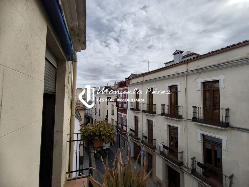 Venta de Duplex en Calle Parras, Cáceres 3