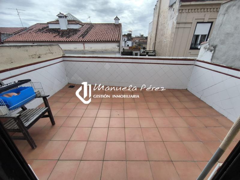 Venta de Duplex en Calle Parras, Cáceres 26