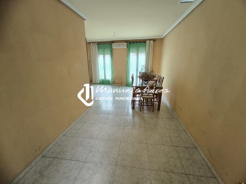 Venta de Duplex en Calle Parras, Cáceres 2