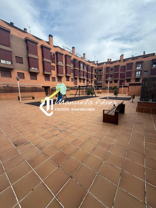 Venta de estudio en Calle Teresa de Calcuta . Albero - Residencial Santa Isabel. Cáceres 19