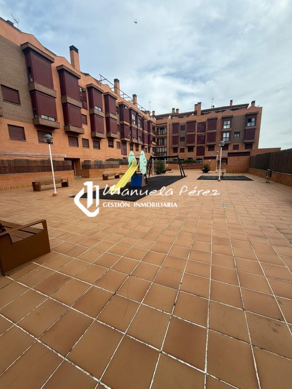 Venta de estudio en Calle Teresa de Calcuta . Albero - Residencial Santa Isabel. Cáceres 18