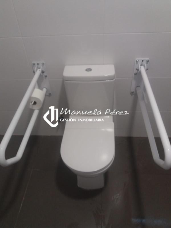 Venta de local en Calle Juan Ramón Jiménez. Cáceres 7