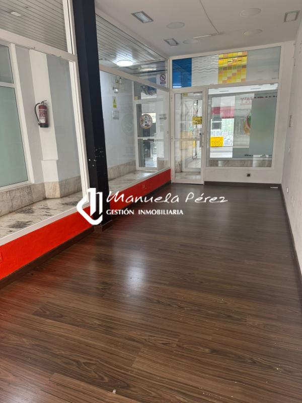 Venta de local en centro comercial El Descubrimiento 2