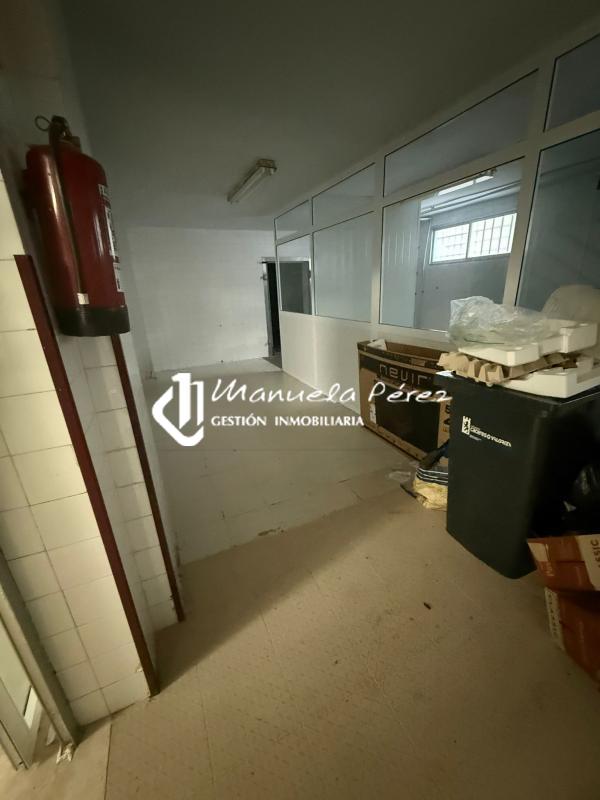 Venta de Nave en Calle Esquiladores. Capellanías. Cáceres 12