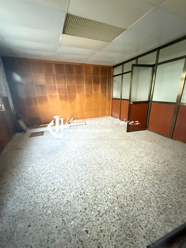 Venta de Nave en Calle Esquiladores. Capellanías. Cáceres 15