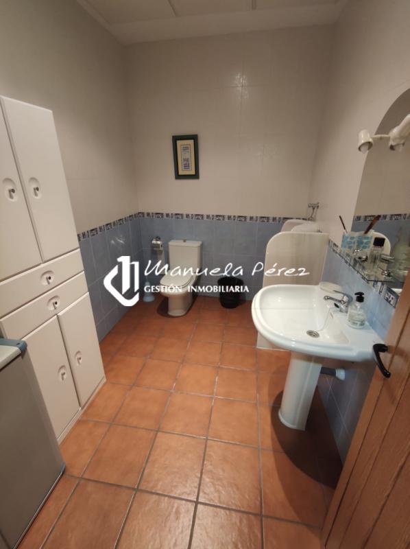 Venta de Oficina en Calle Castañeda, Arroyo de la luz 15