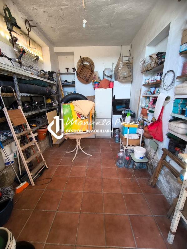 Venta de Parcela con Casa de Campo en la Cola del Pantano de Valdesalor 33