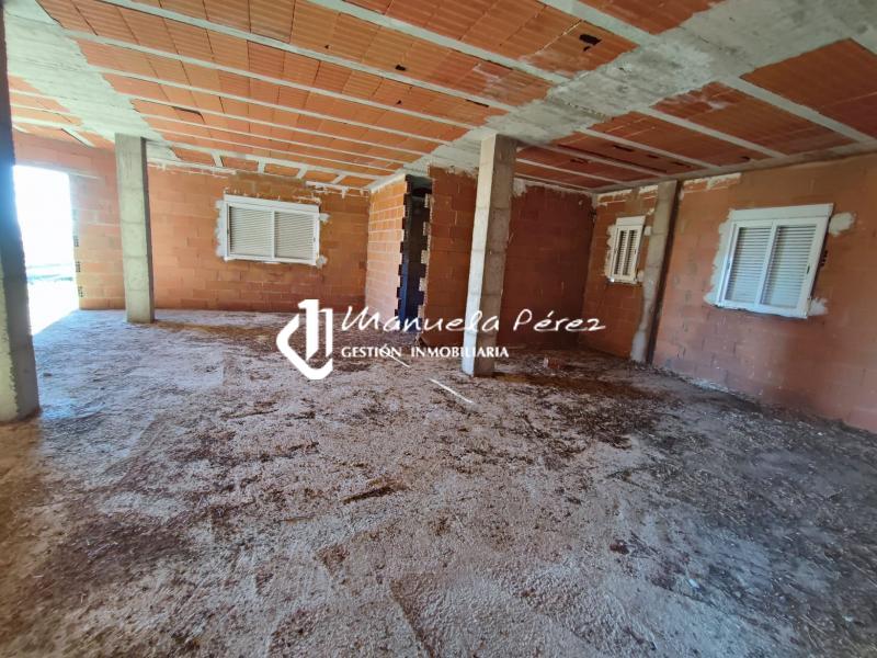 Venta de Parcela con construcción en Sierra de Fuentes 11