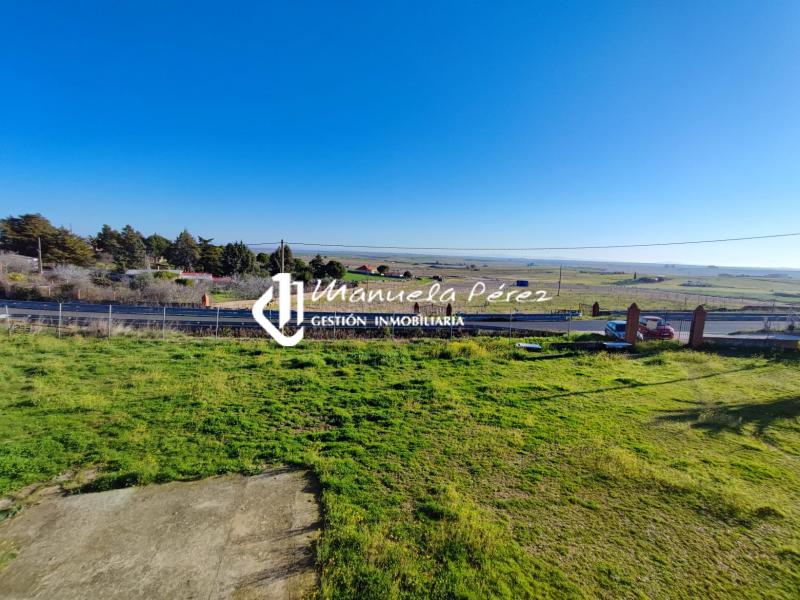 Venta de Parcela con construcción en Sierra de Fuentes 4