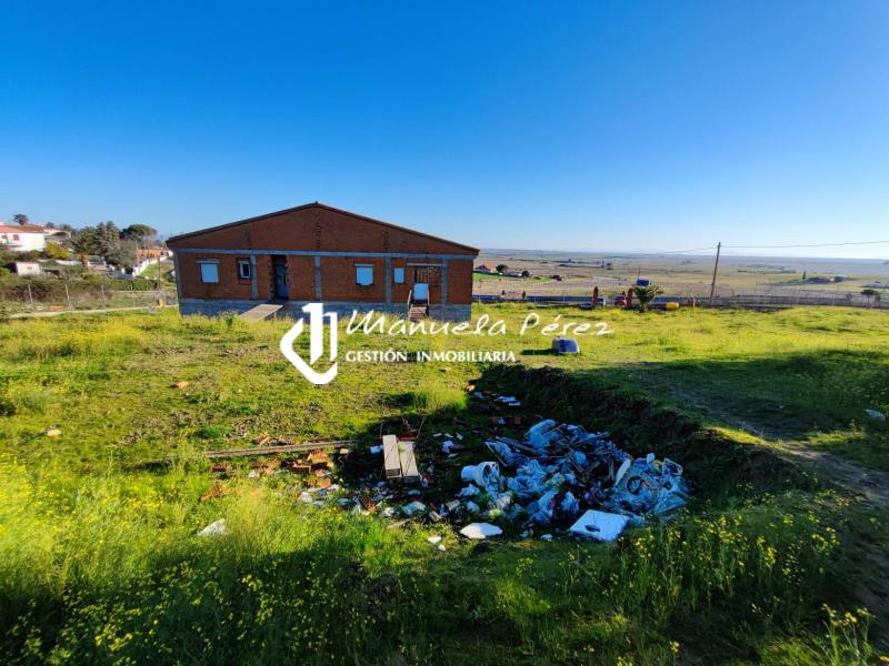 Venta de Parcela con construcción en Sierra de Fuentes 5