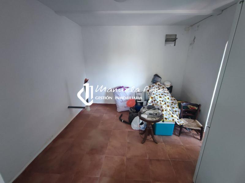 Venta de Parcela con construcciones en Sierra de Fuentes 18