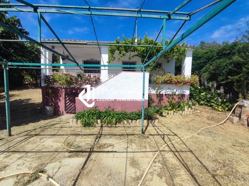 Venta de Parcela con construcciones en Sierra de Fuentes 5